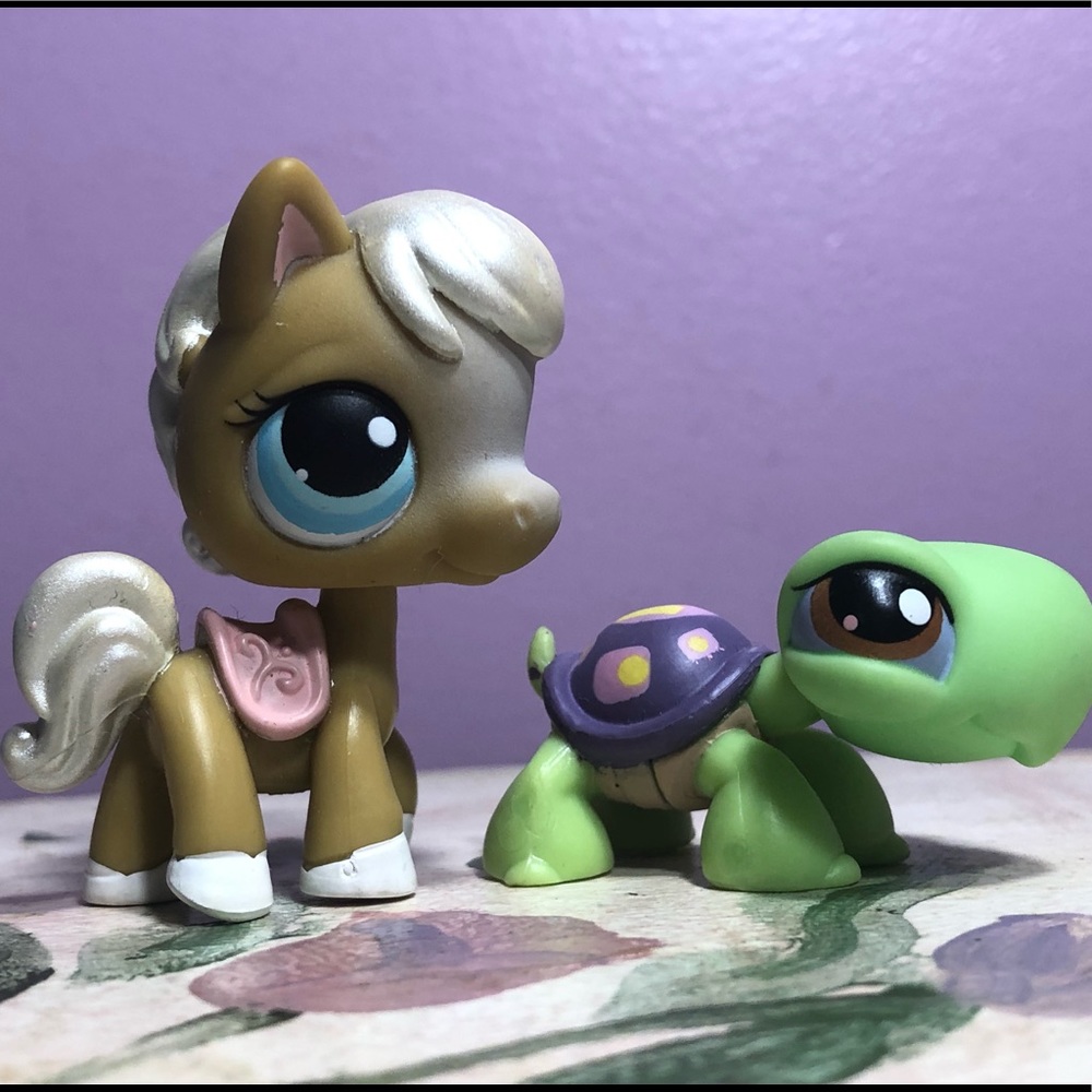 Littlest Pet Shop LPS Pony and Turtle